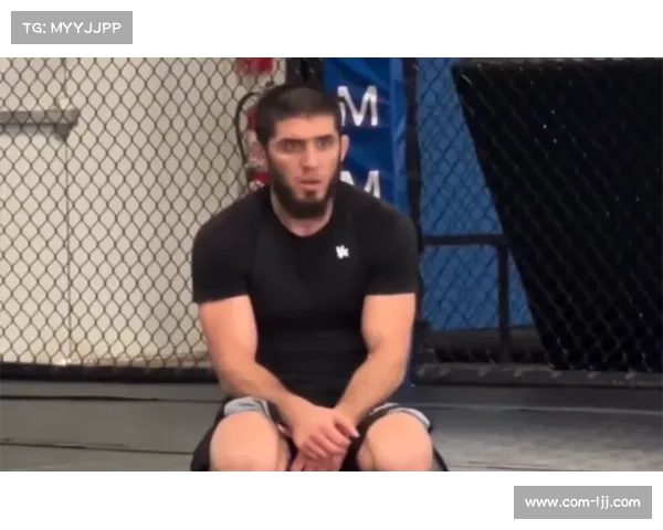 哈比布发表感性长文支持马哈切夫冲击双冠王 哈比布发表感性长文支持马哈切夫冲击双冠王